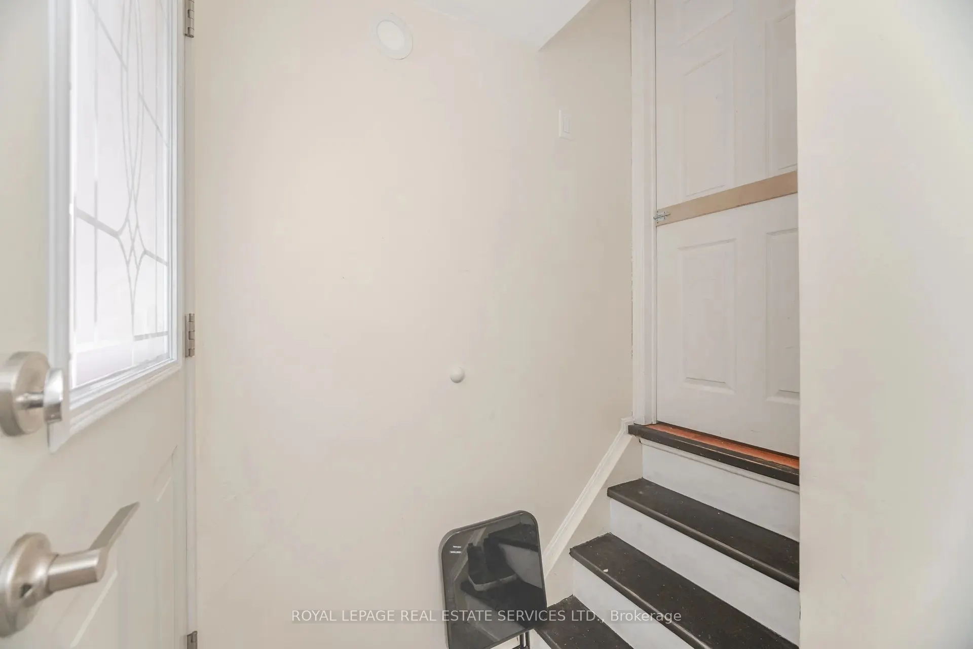 3245 Aubrey Road