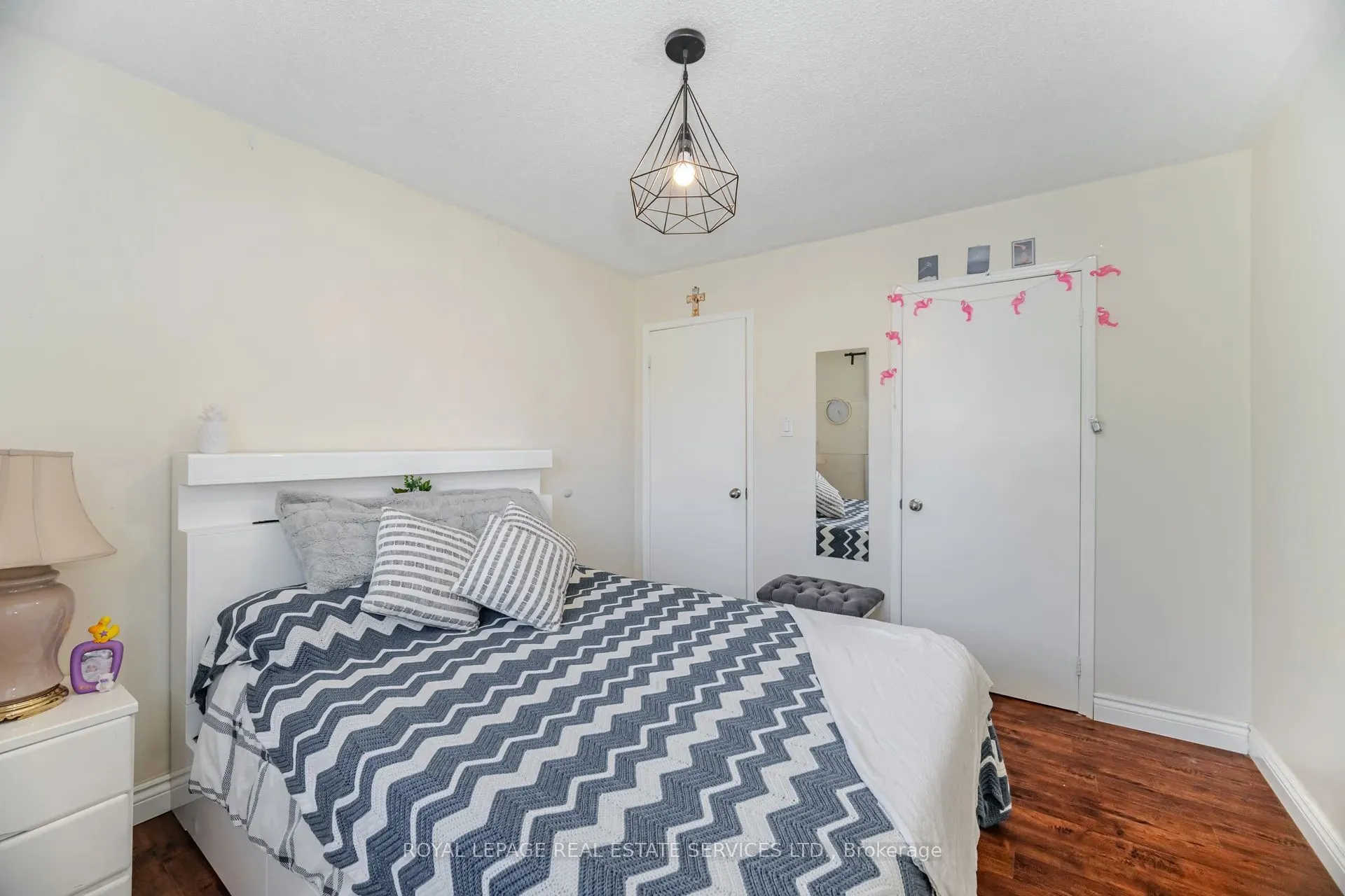 3245 Aubrey Road