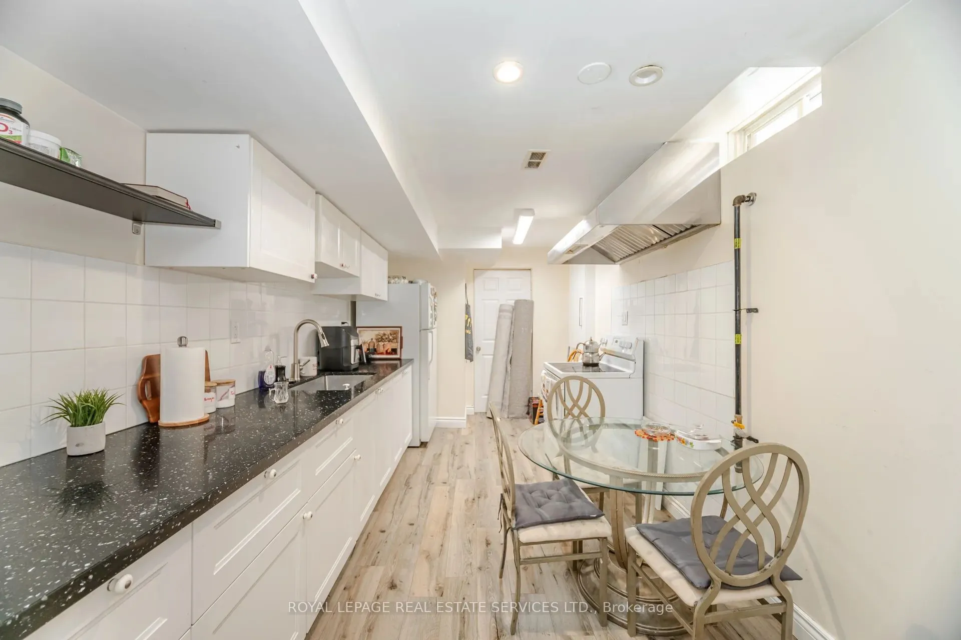 3245 Aubrey Road