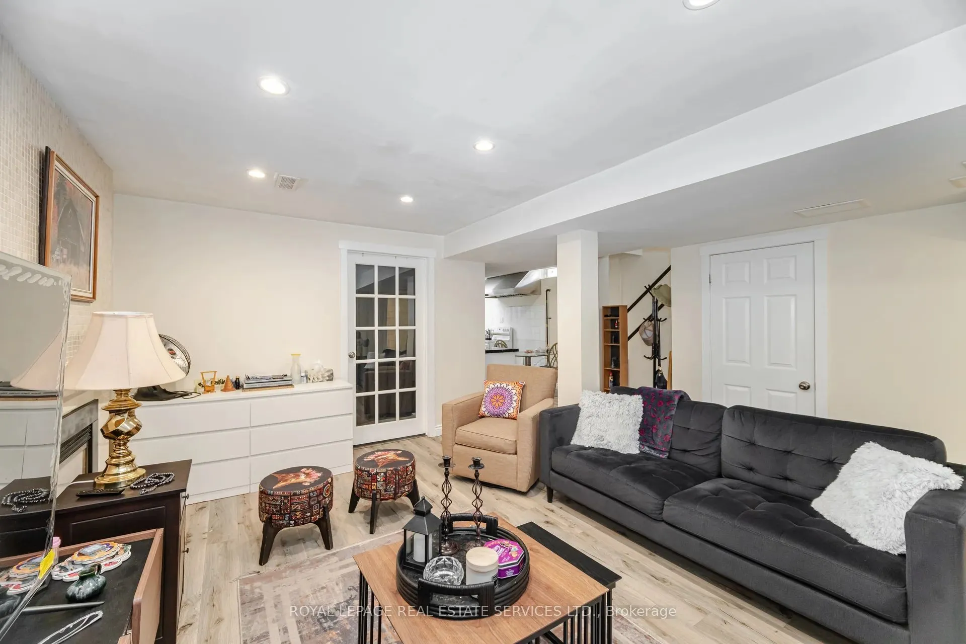 3245 Aubrey Road