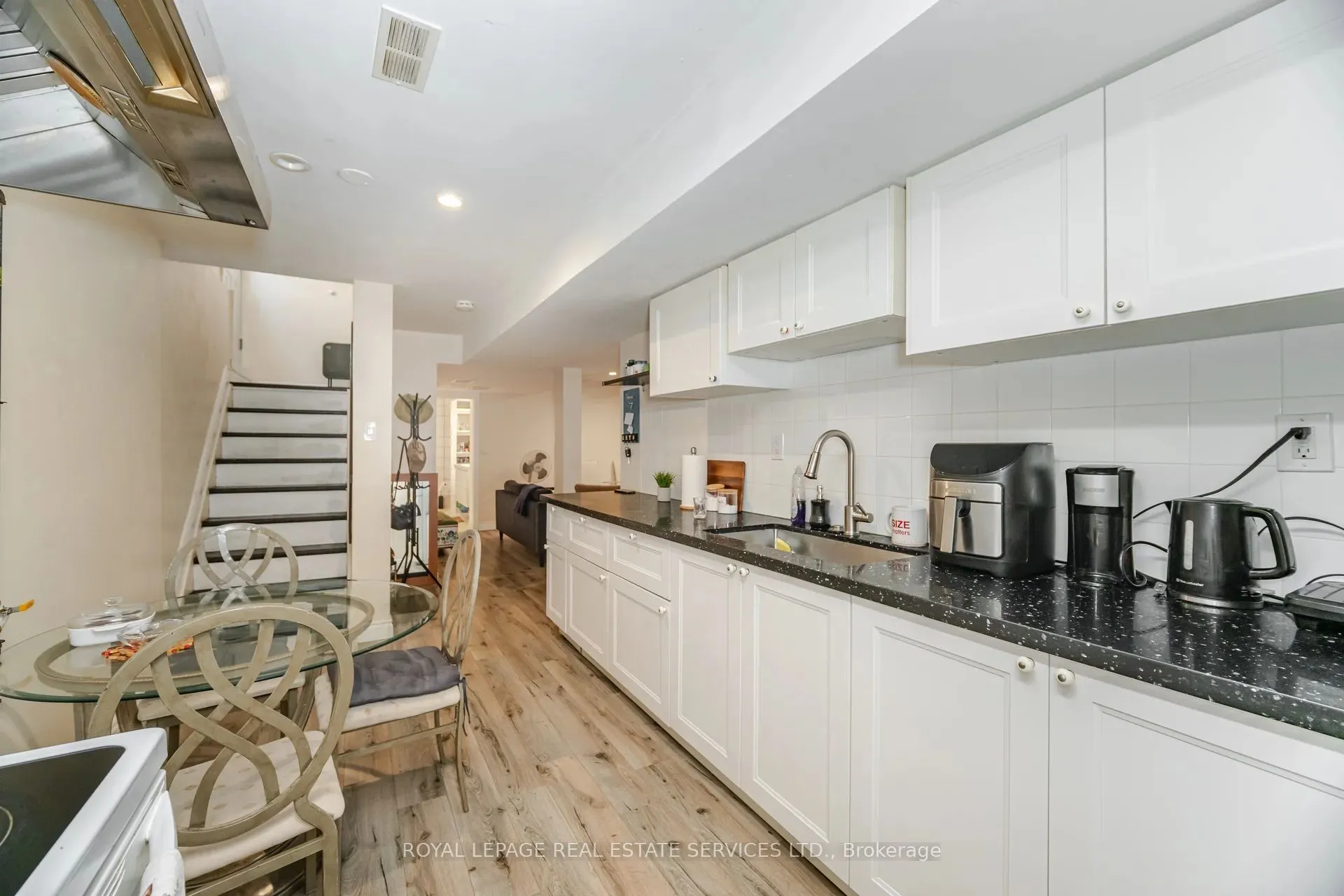 3245 Aubrey Road