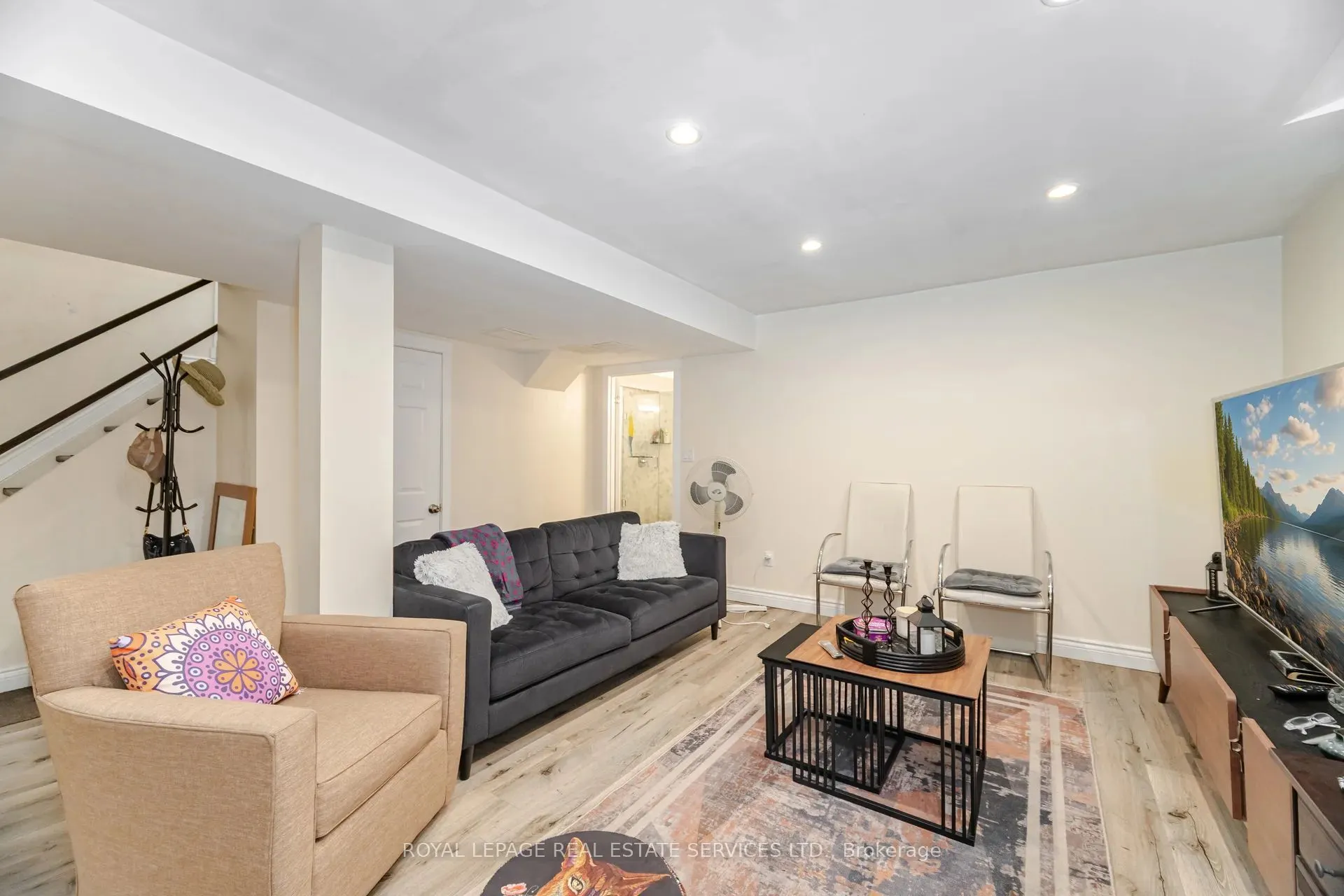 3245 Aubrey Road
