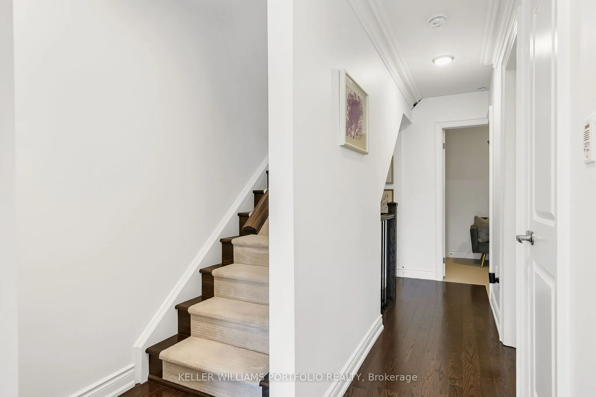 7 Poplar Avenue