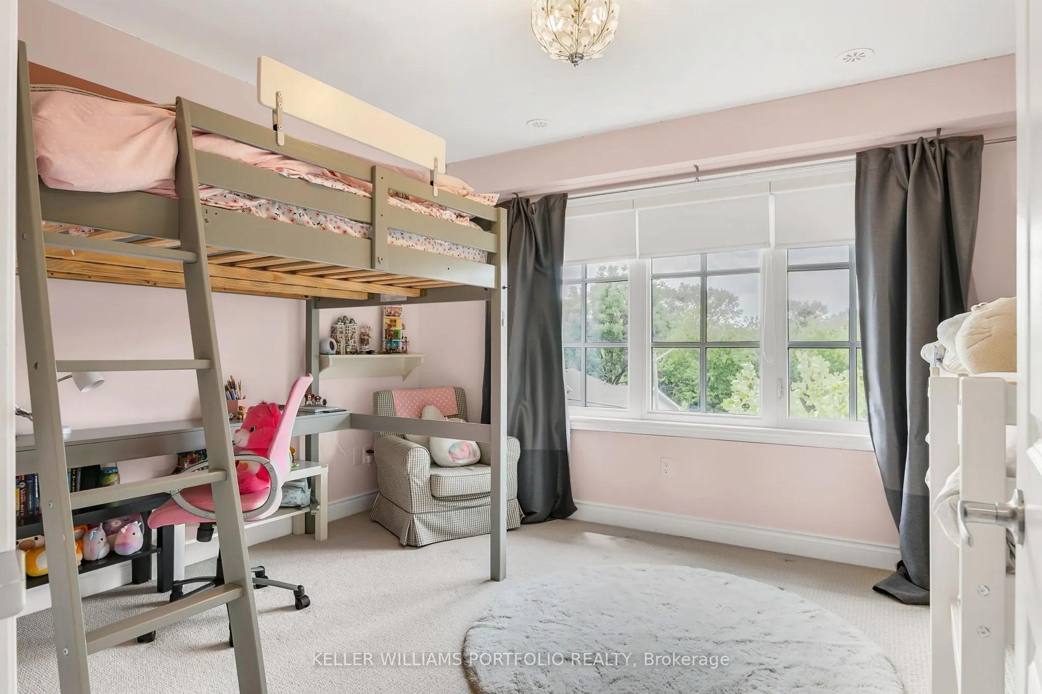 7 Poplar Avenue