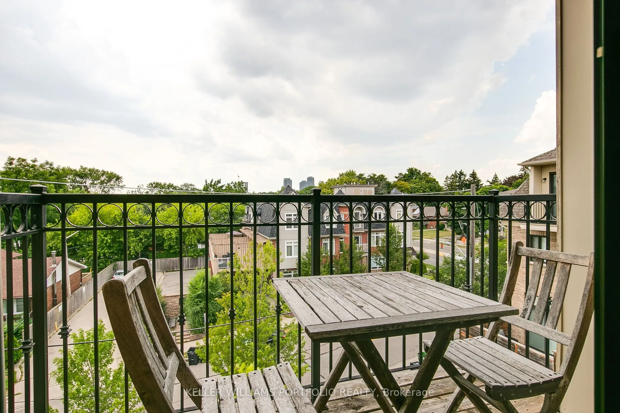 7 Poplar Avenue