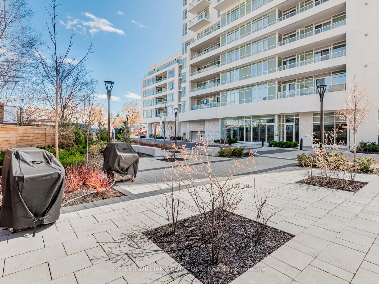 10 Wilby Crescent, #407