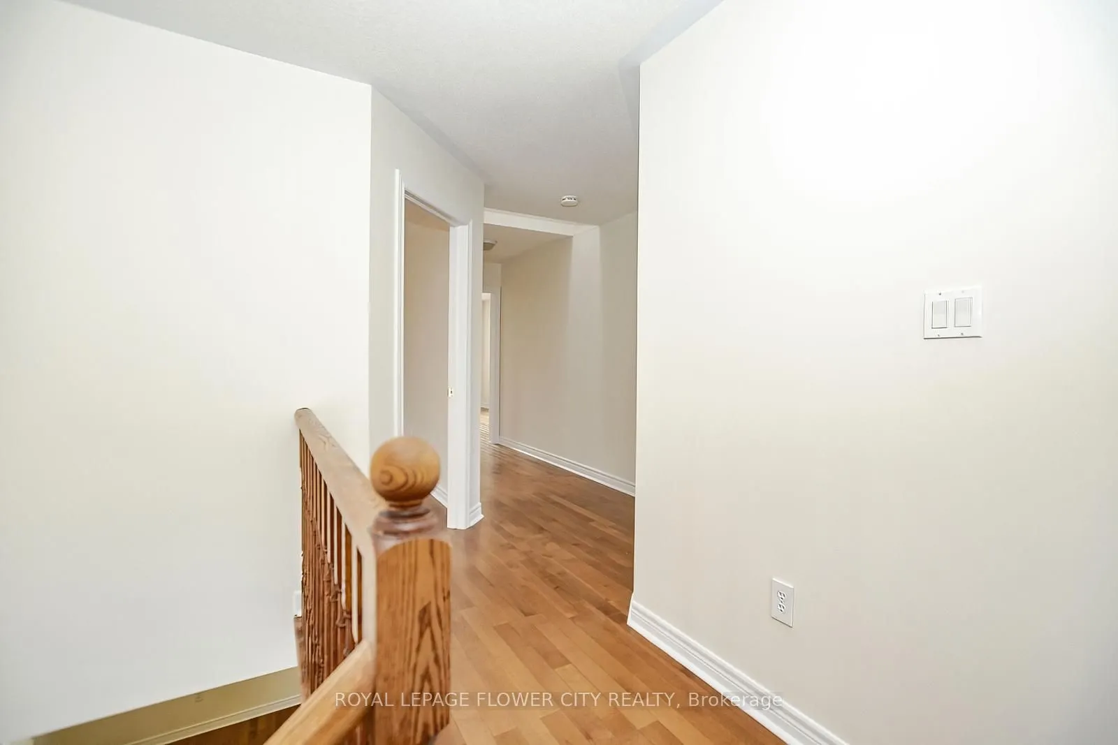 3698 Bloomington Crescent