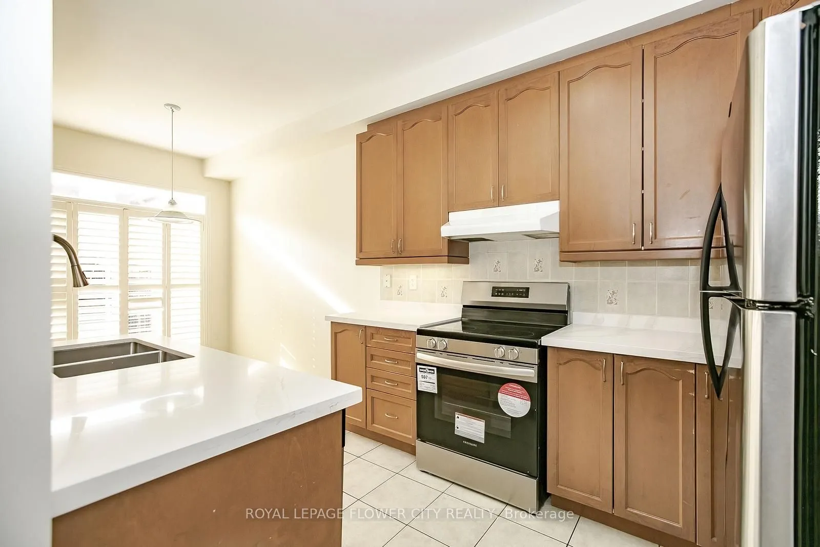 3698 Bloomington Crescent