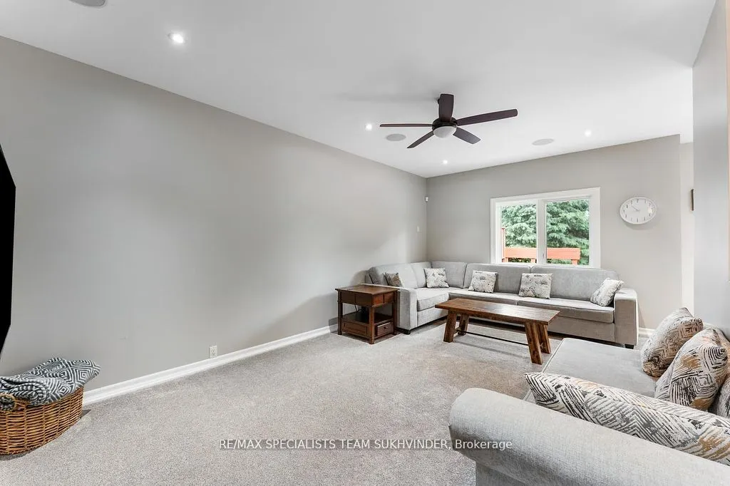7 Golfdale Court