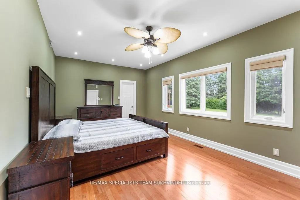 7 Golfdale Court