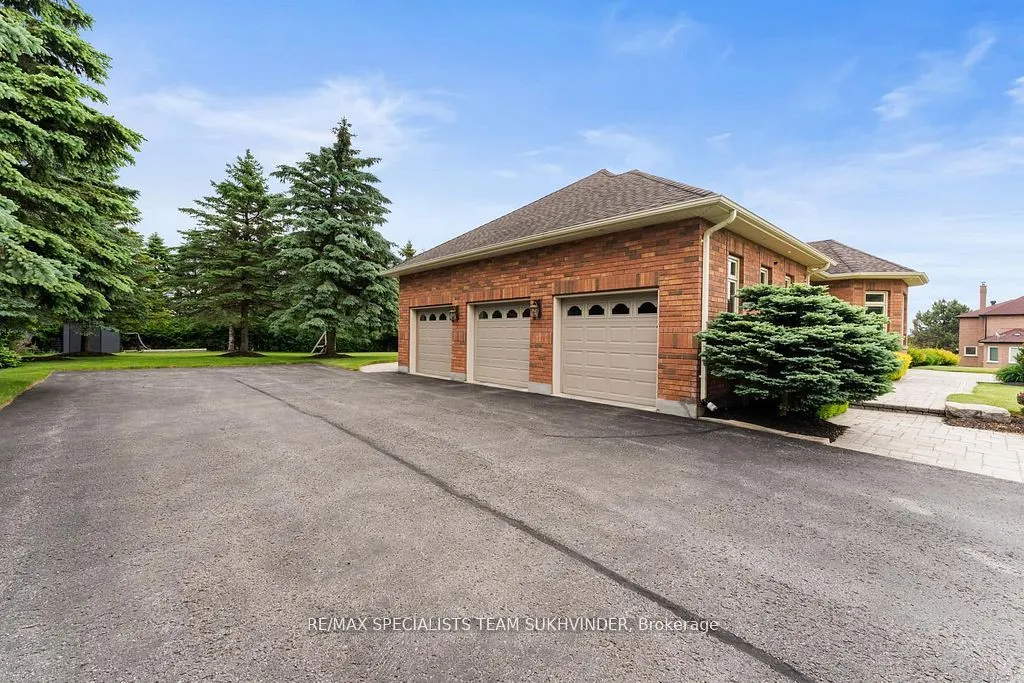 7 Golfdale Court