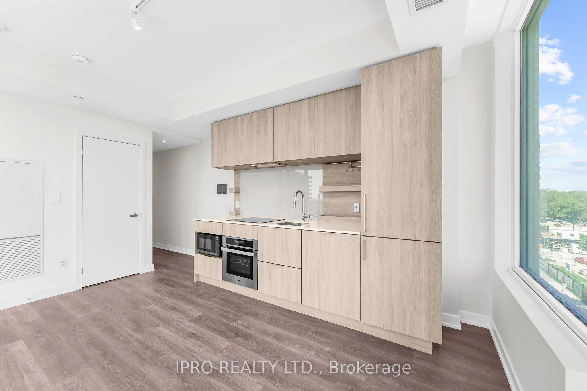 28 Ann Street, #508