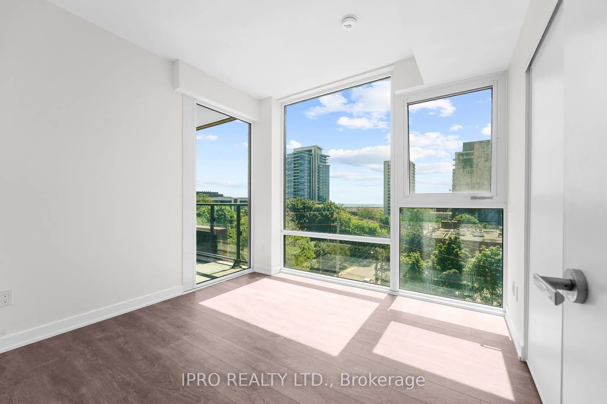 28 Ann Street, #508