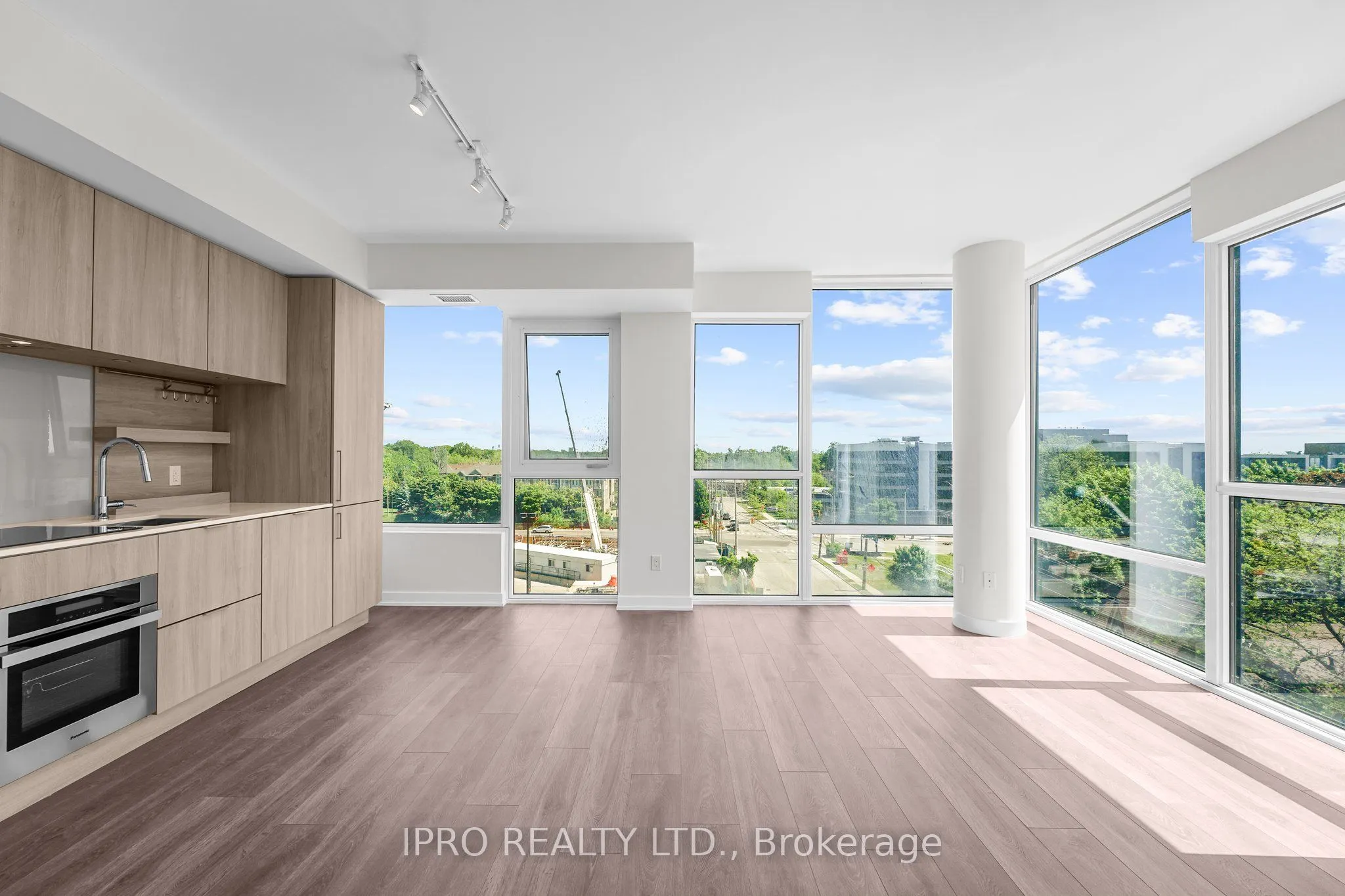 28 Ann Street, #508