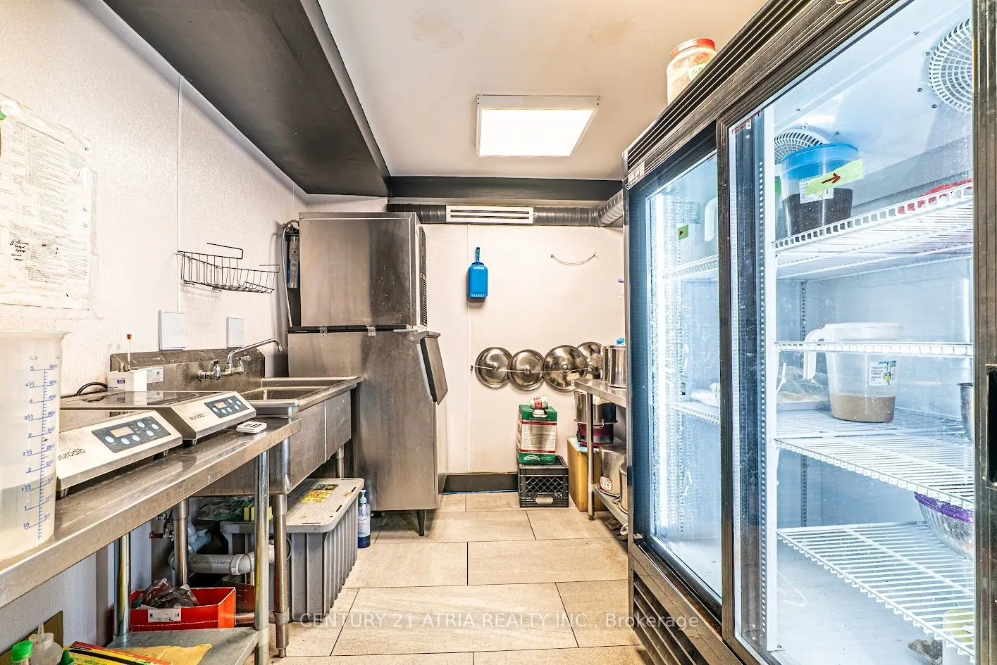83 Lakeshore Road