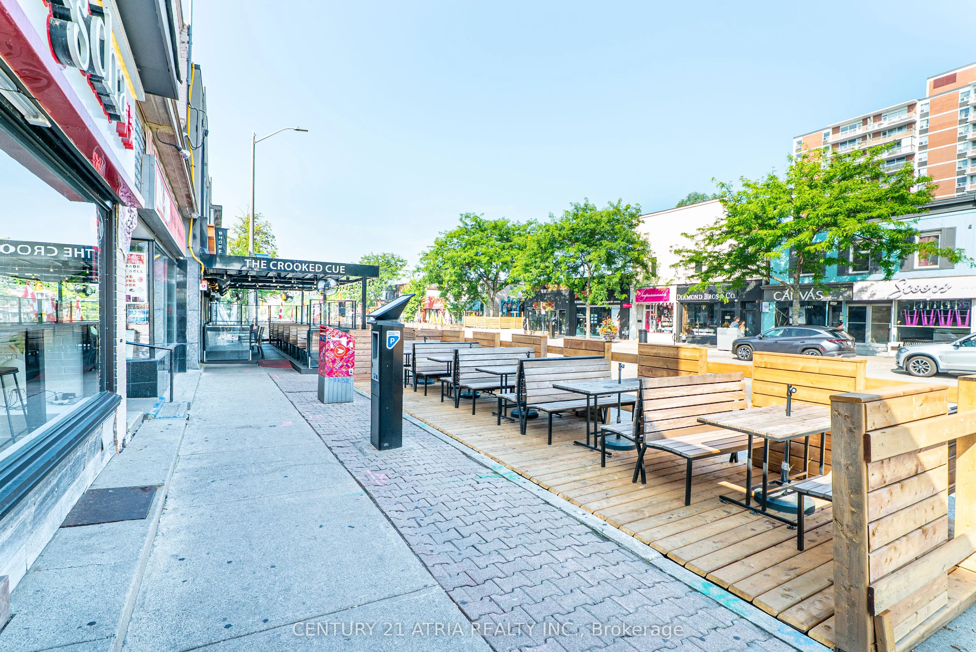 83 Lakeshore Road
