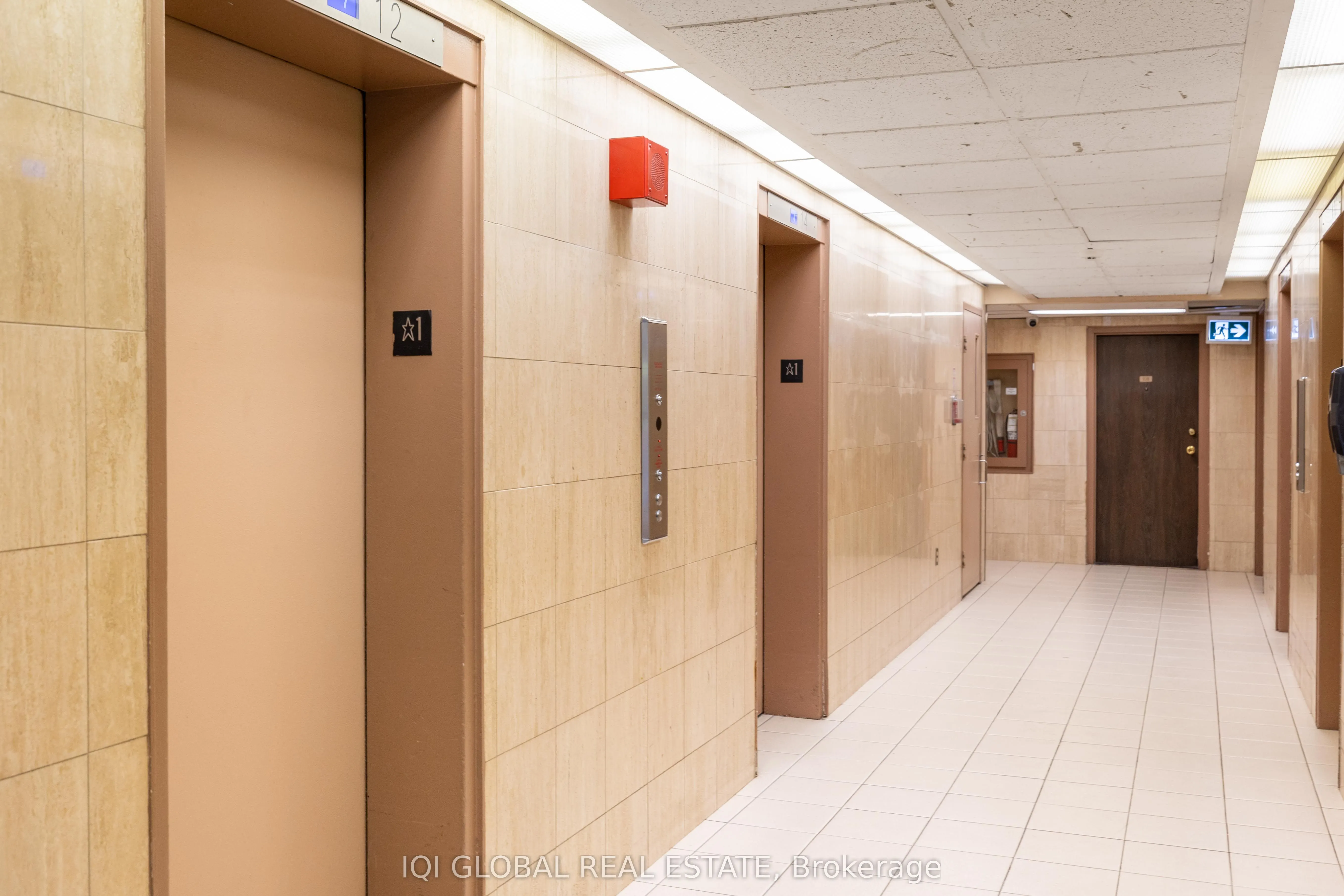 390 Dixon Road S, #1516