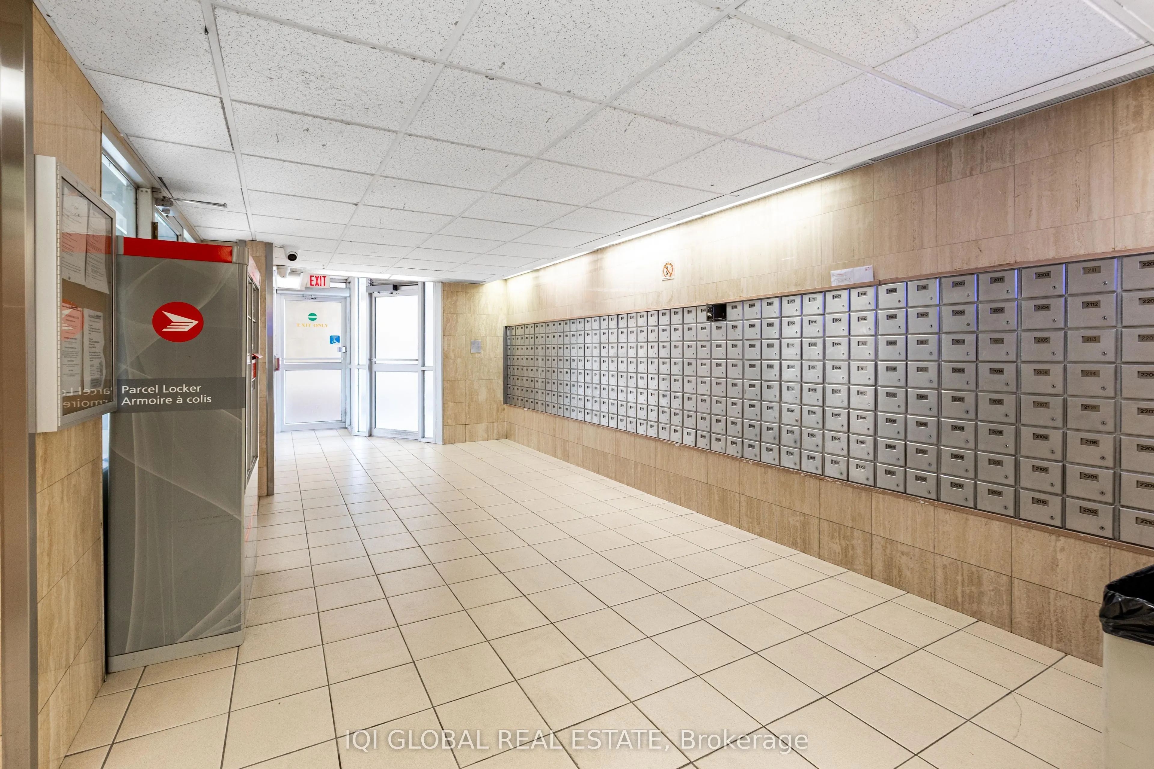 390 Dixon Road S, #1516