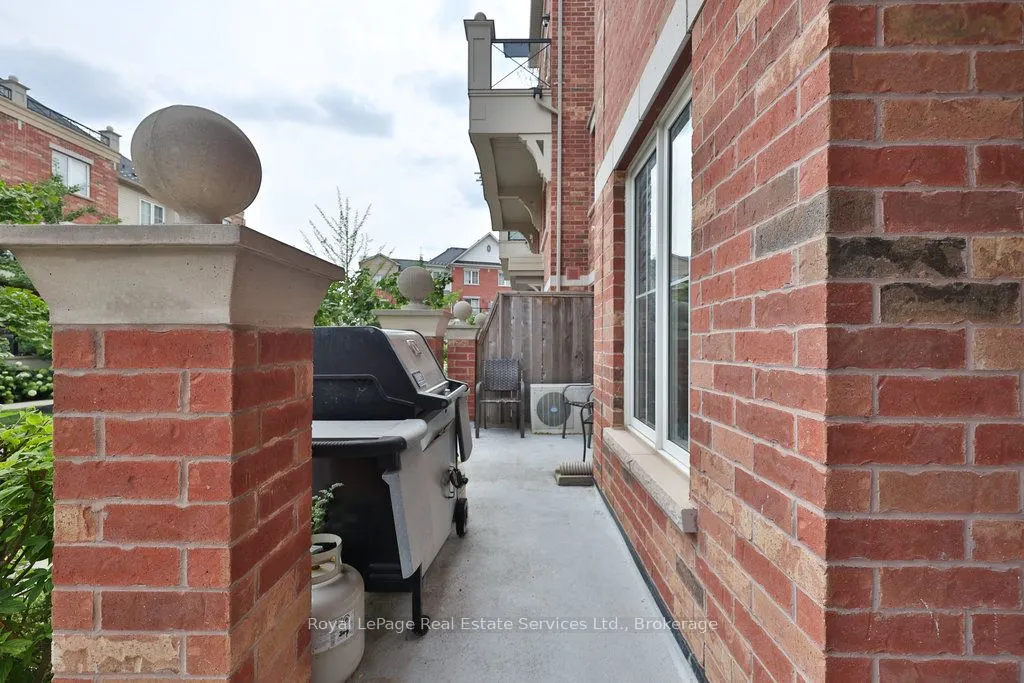 47 Hays Boulevard, #24
