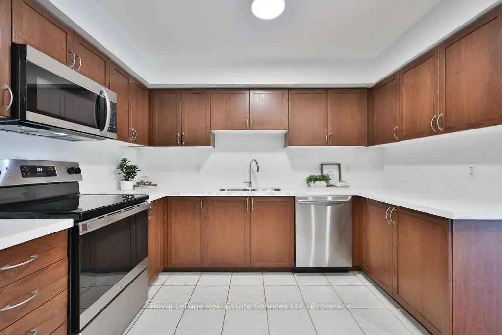 47 Hays Boulevard, #24