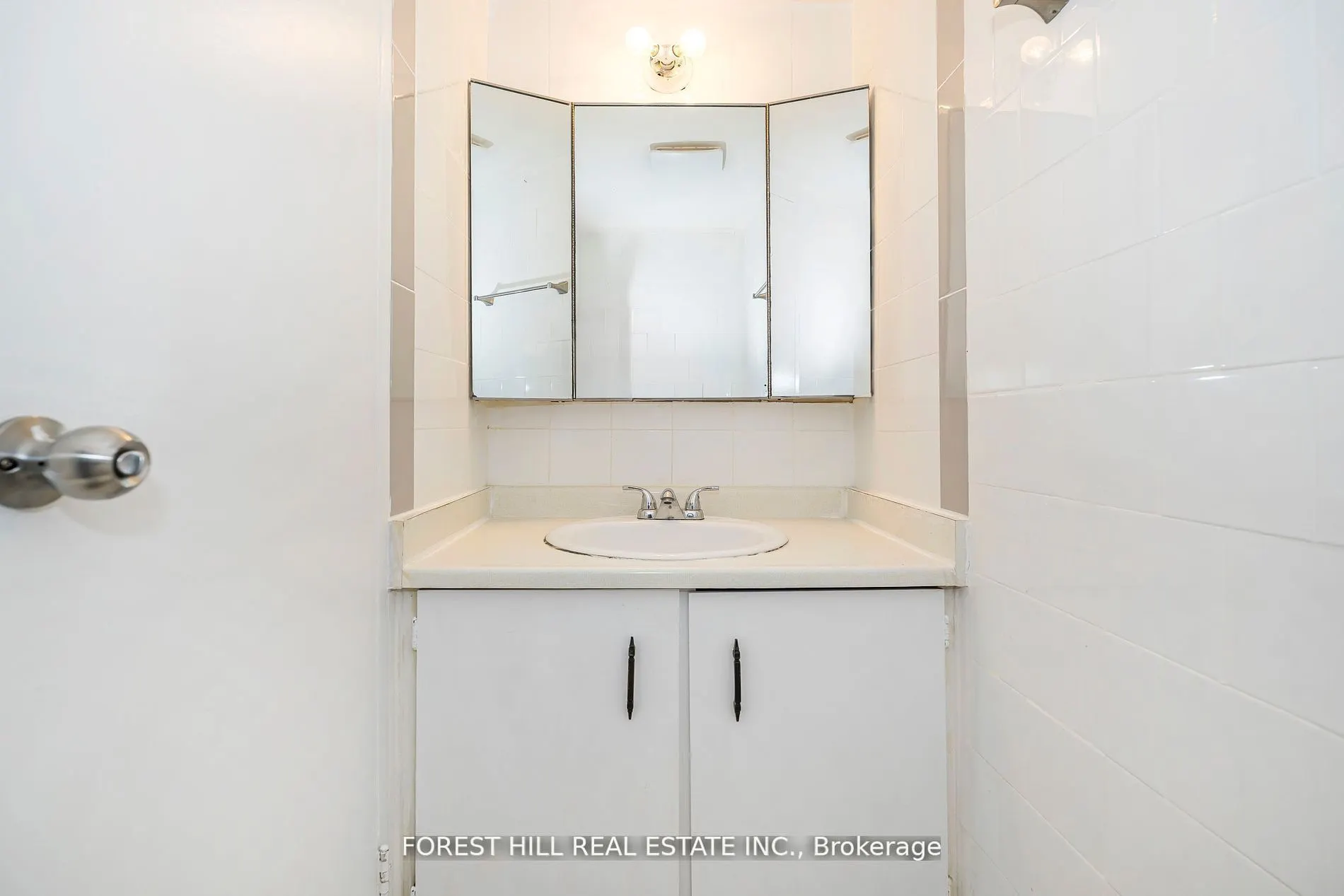 330 Dixon Road, #207