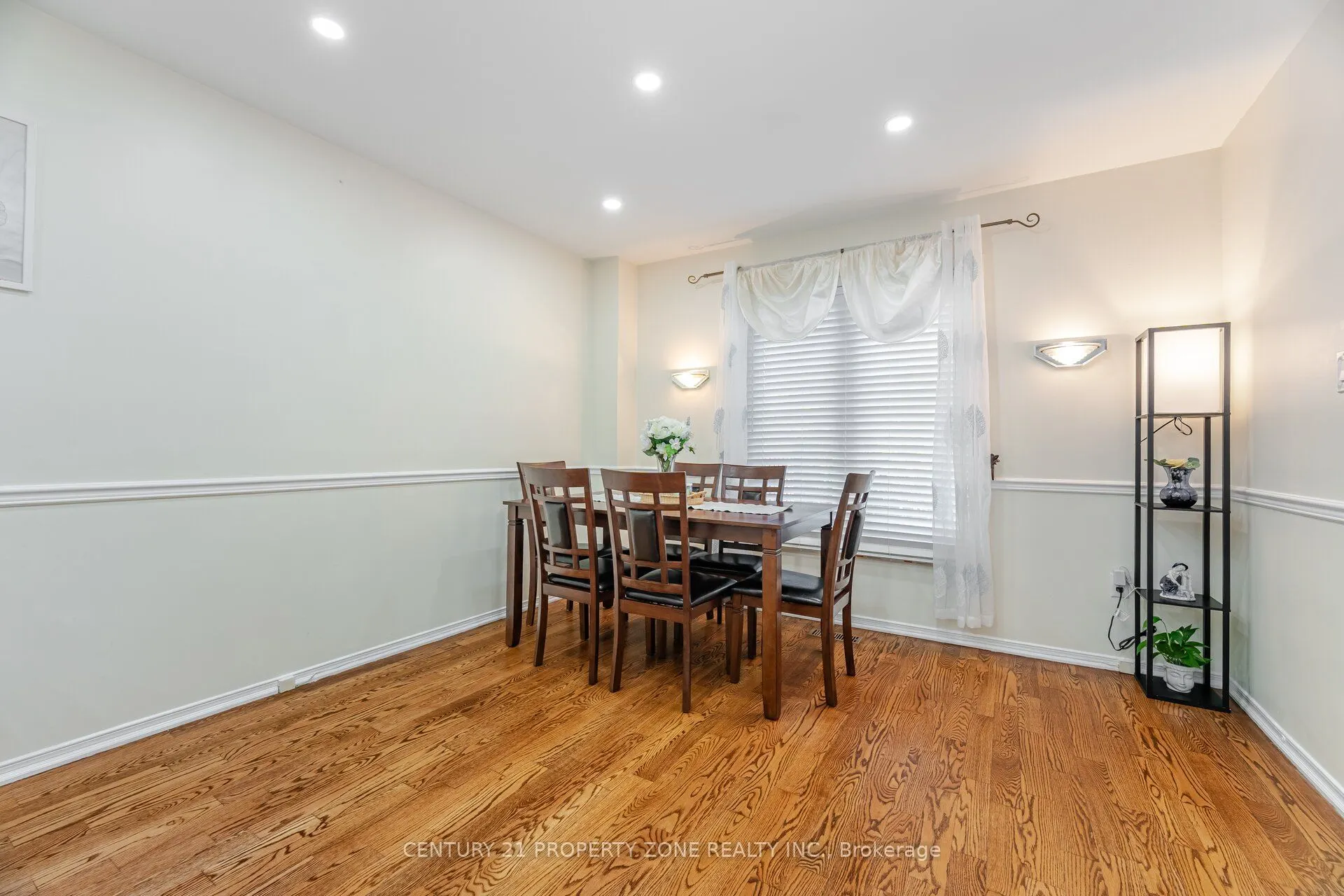 19 Streamside Lane