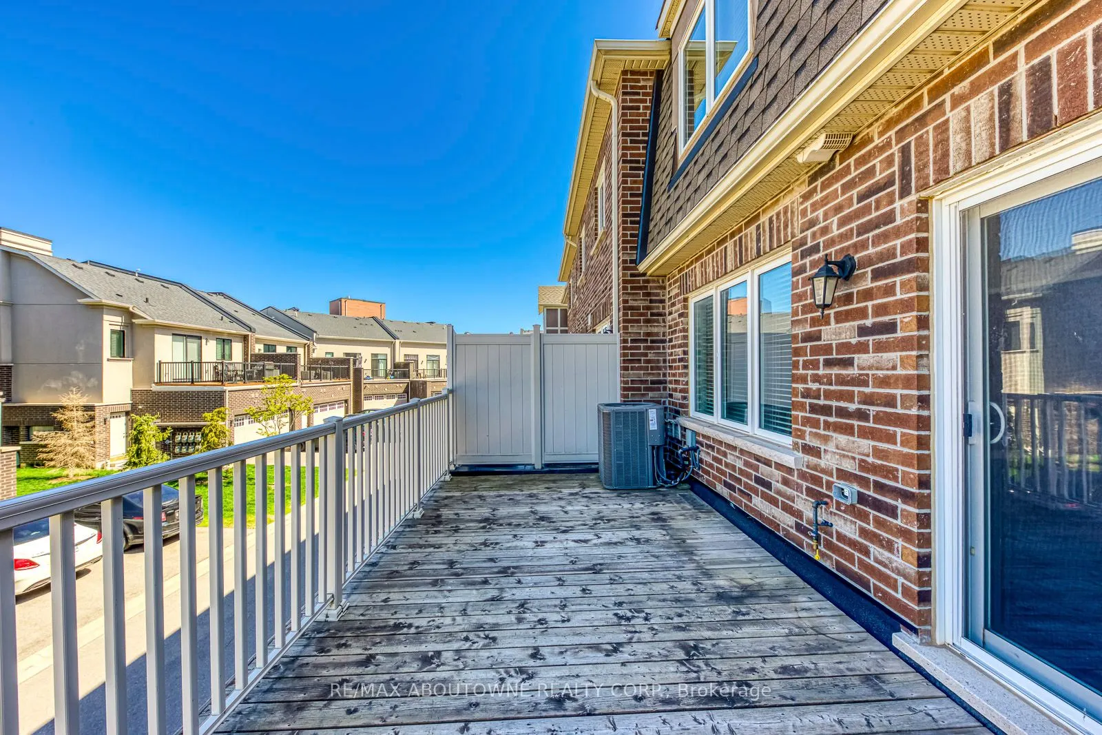 212 ELLEN DAVIDSON Drive