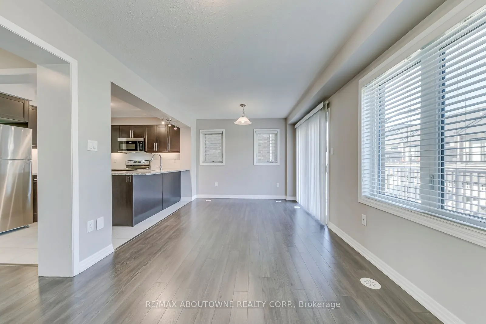 212 ELLEN DAVIDSON Drive