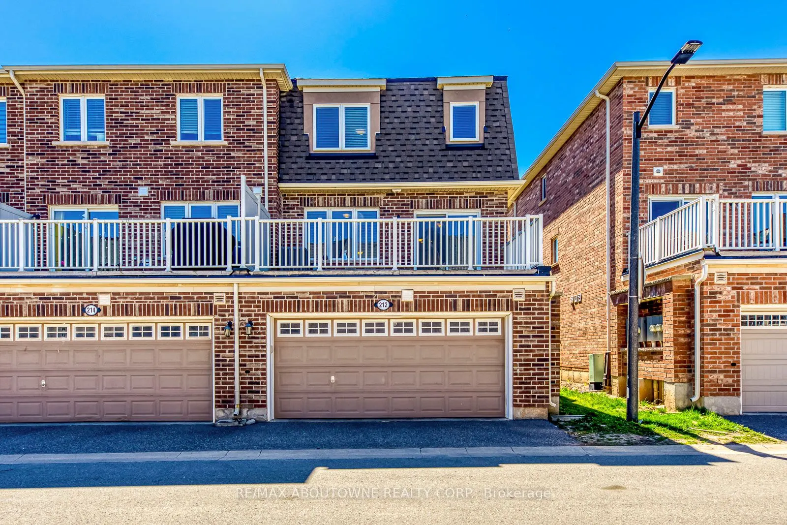212 ELLEN DAVIDSON Drive