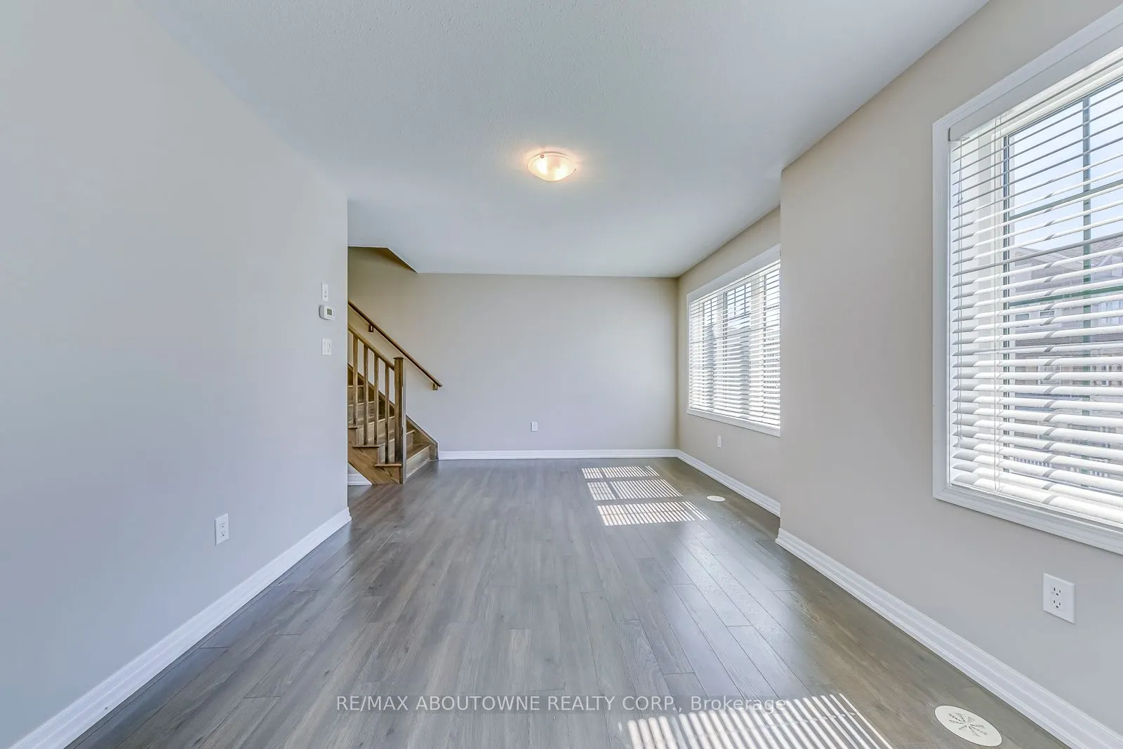 212 ELLEN DAVIDSON Drive