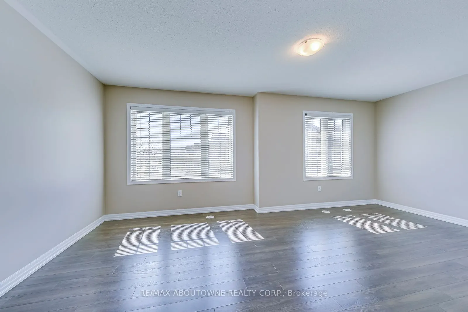 212 ELLEN DAVIDSON Drive
