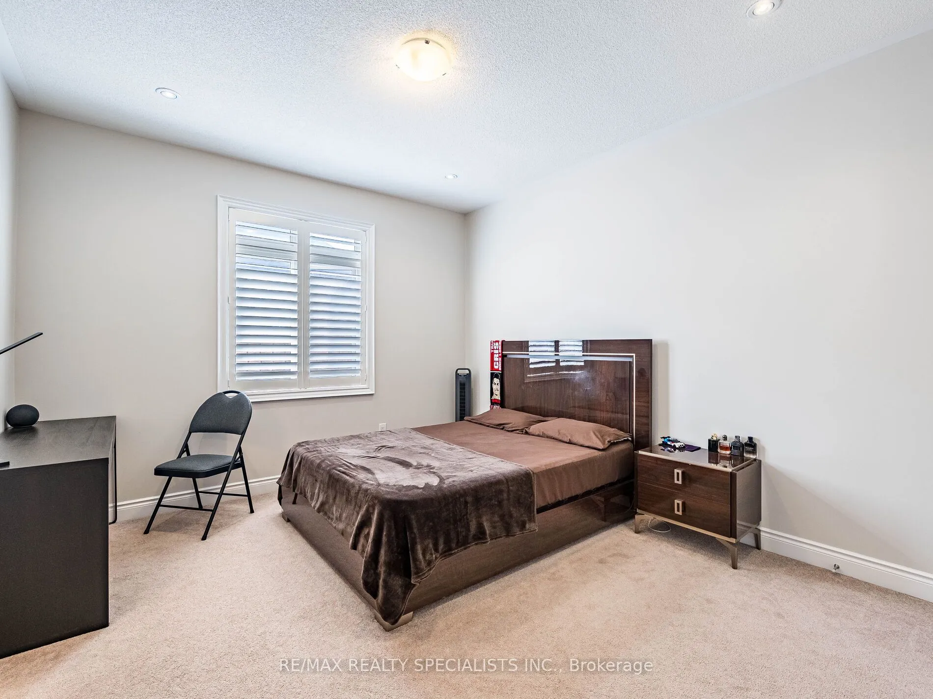 28 Elbern Markell Drive W