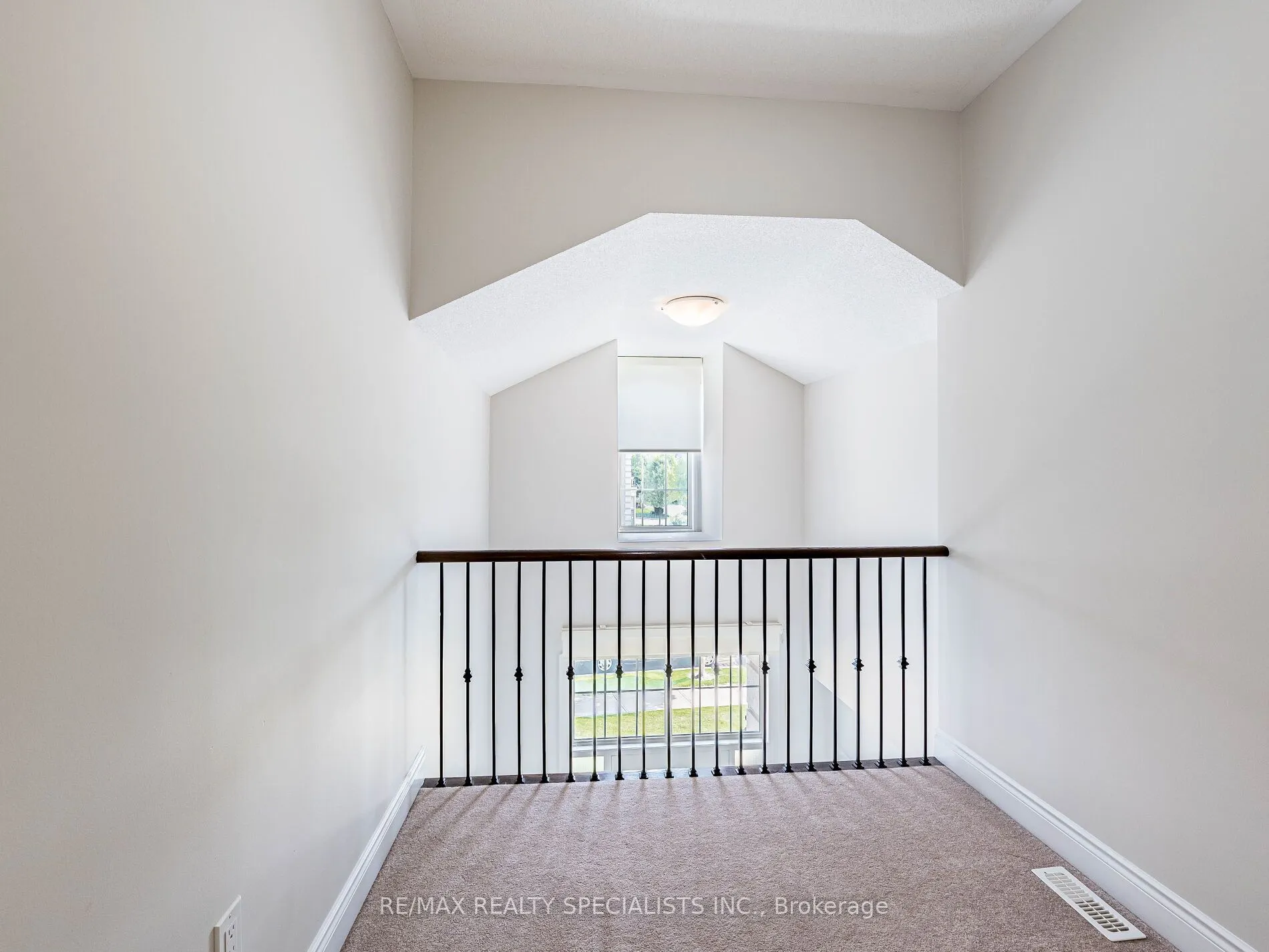 28 Elbern Markell Drive W