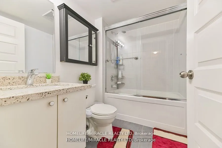 215 Queen Street E, #709