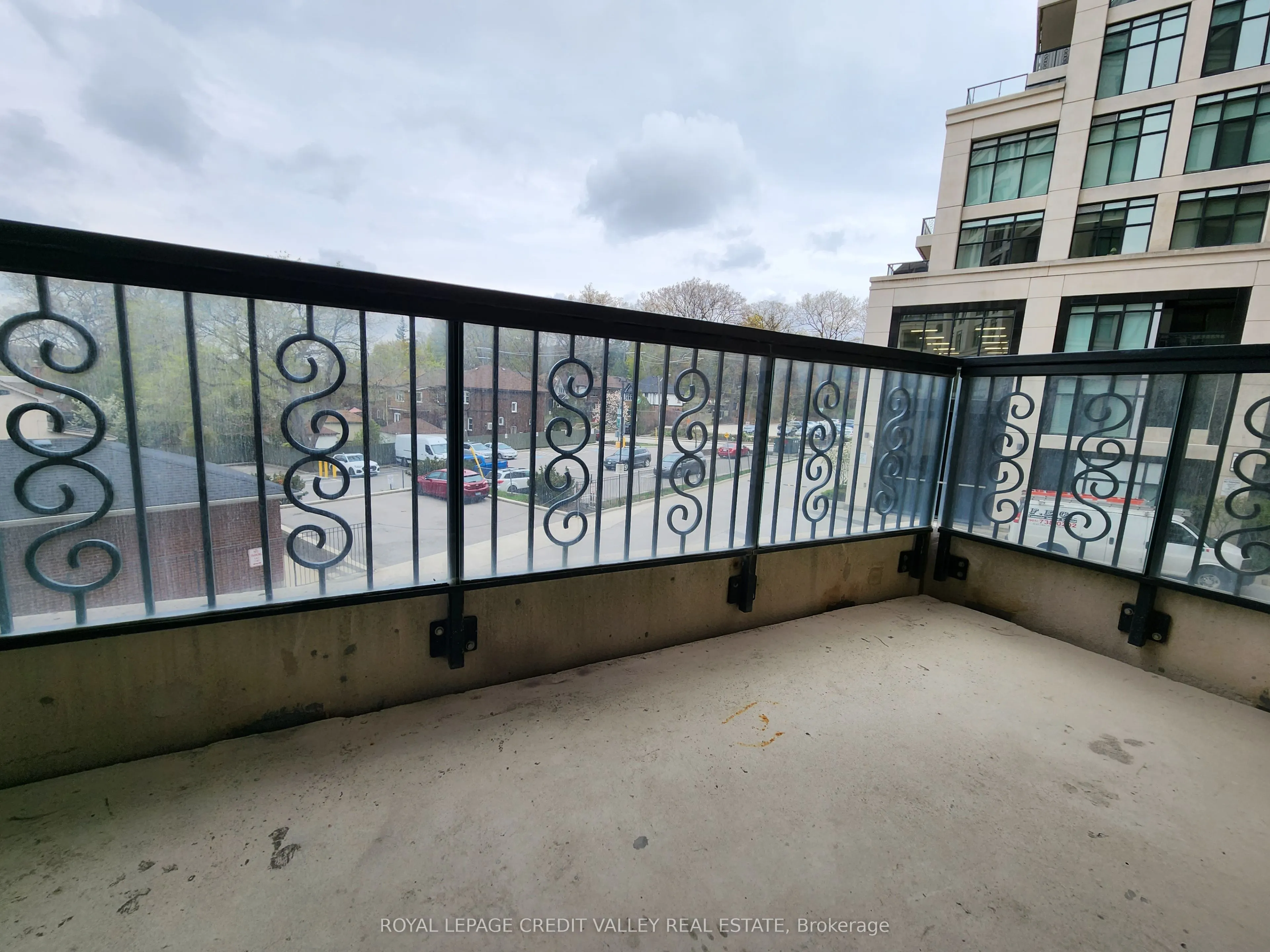 1 Old Mill Drive, #126