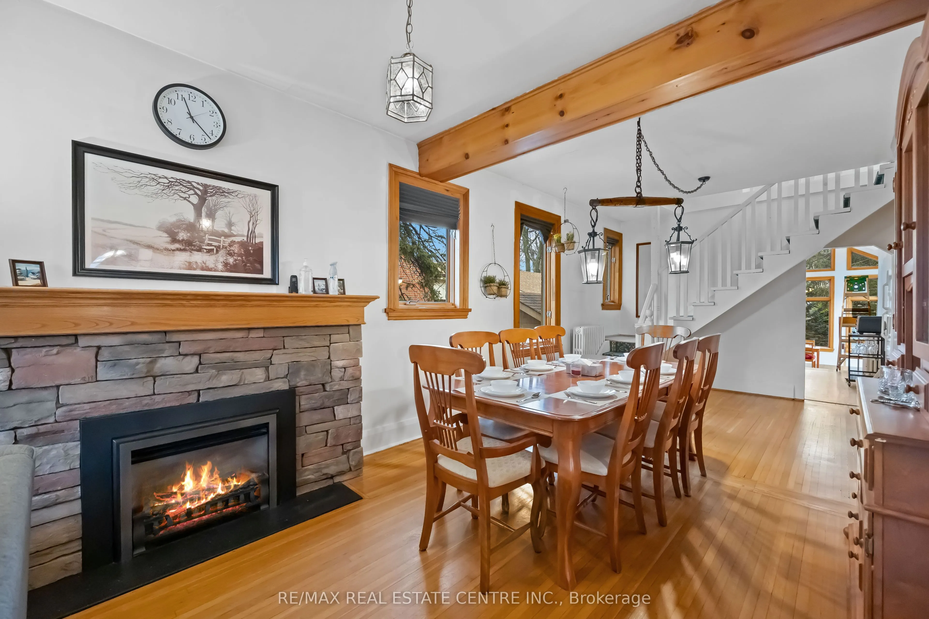 32 WENONAH Drive