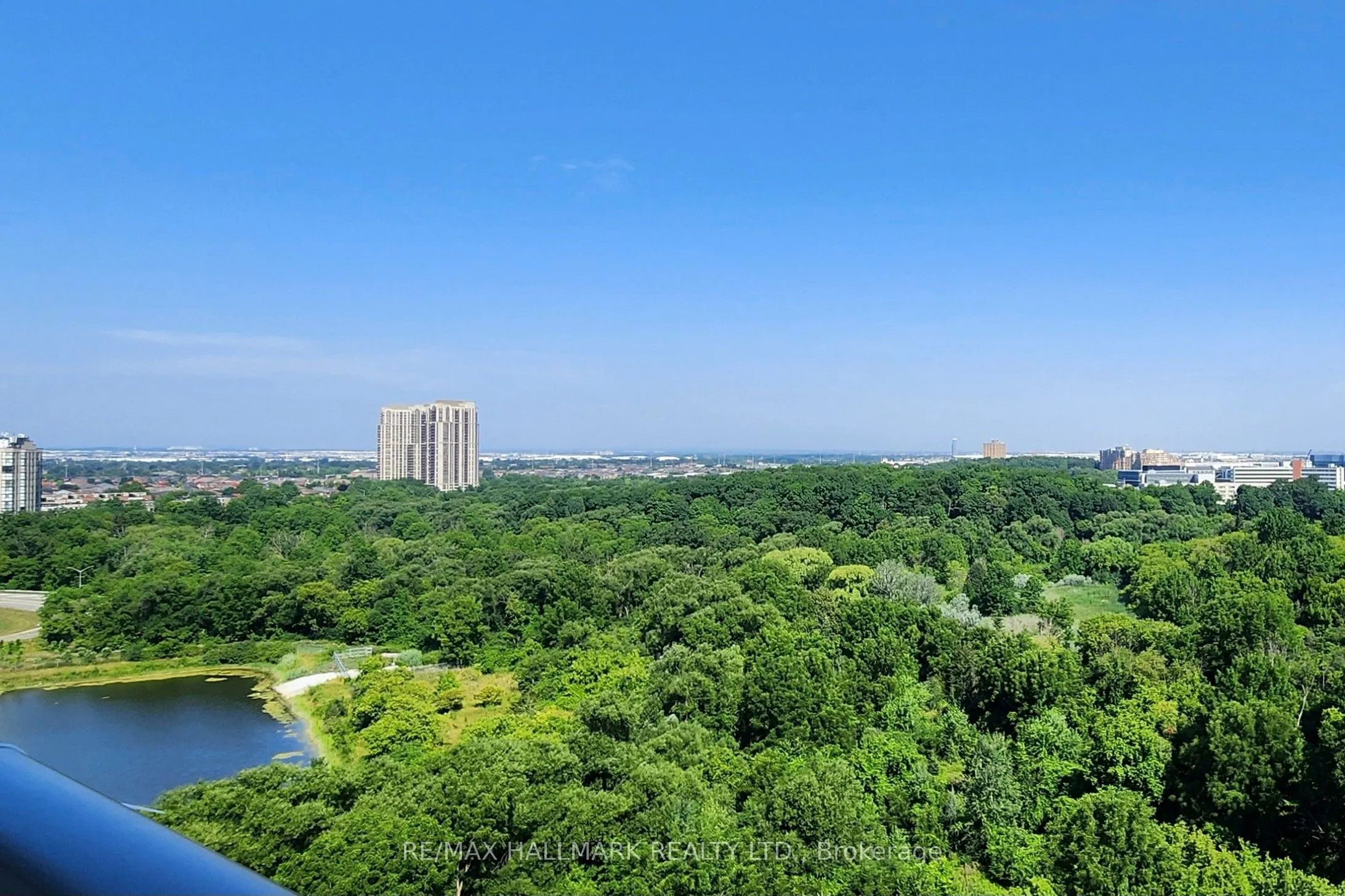 840 Queens Plate Drive, #1207