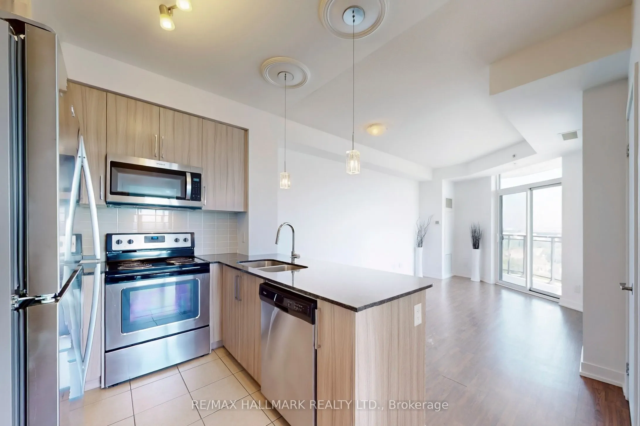 840 Queens Plate Drive, #1207