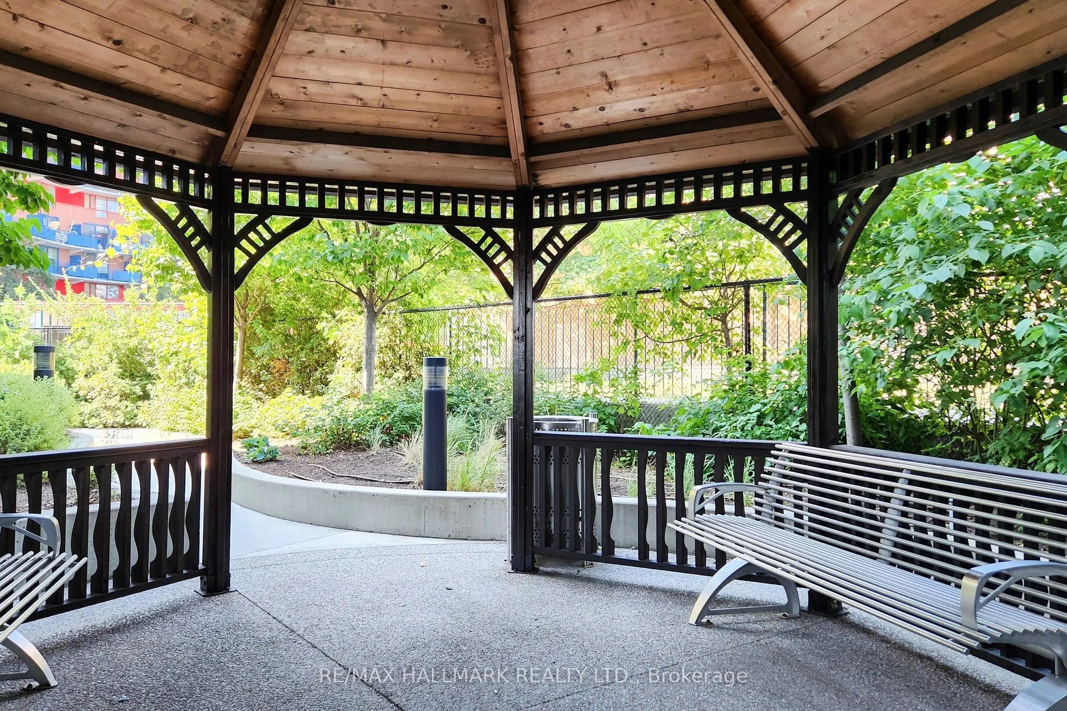 840 Queens Plate Drive, #1207