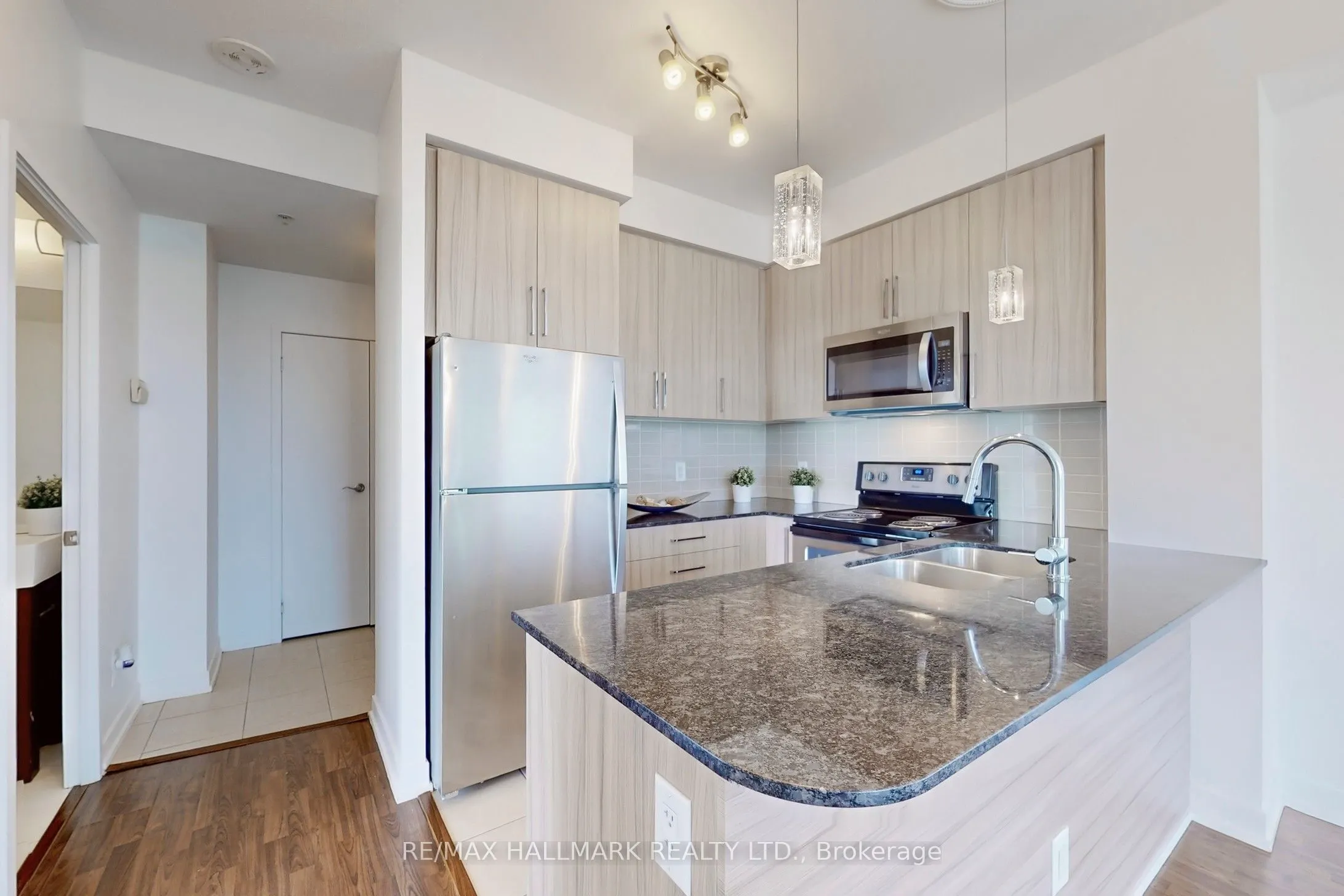 840 Queens Plate Drive, #1207