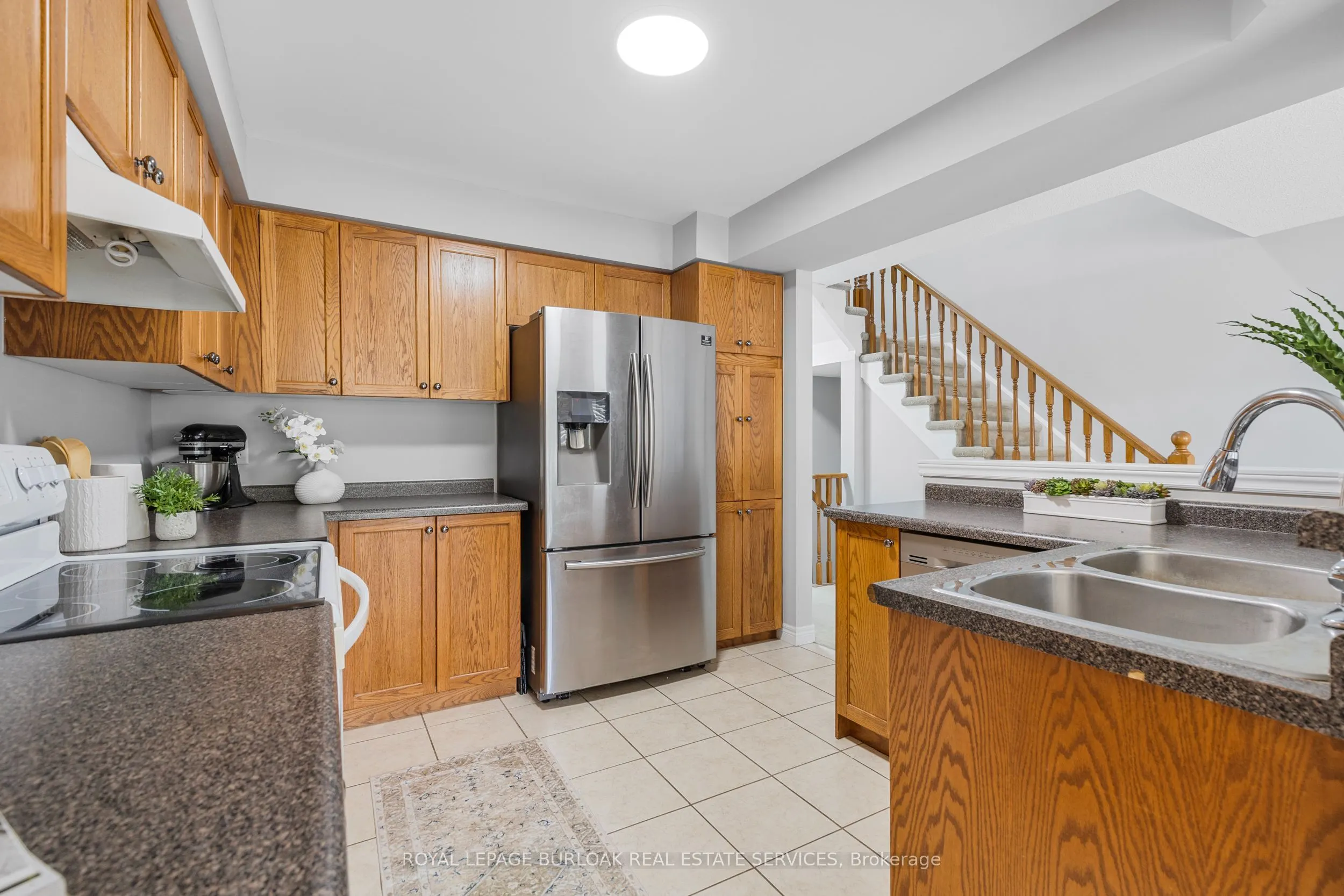 130 Robert Street, #32