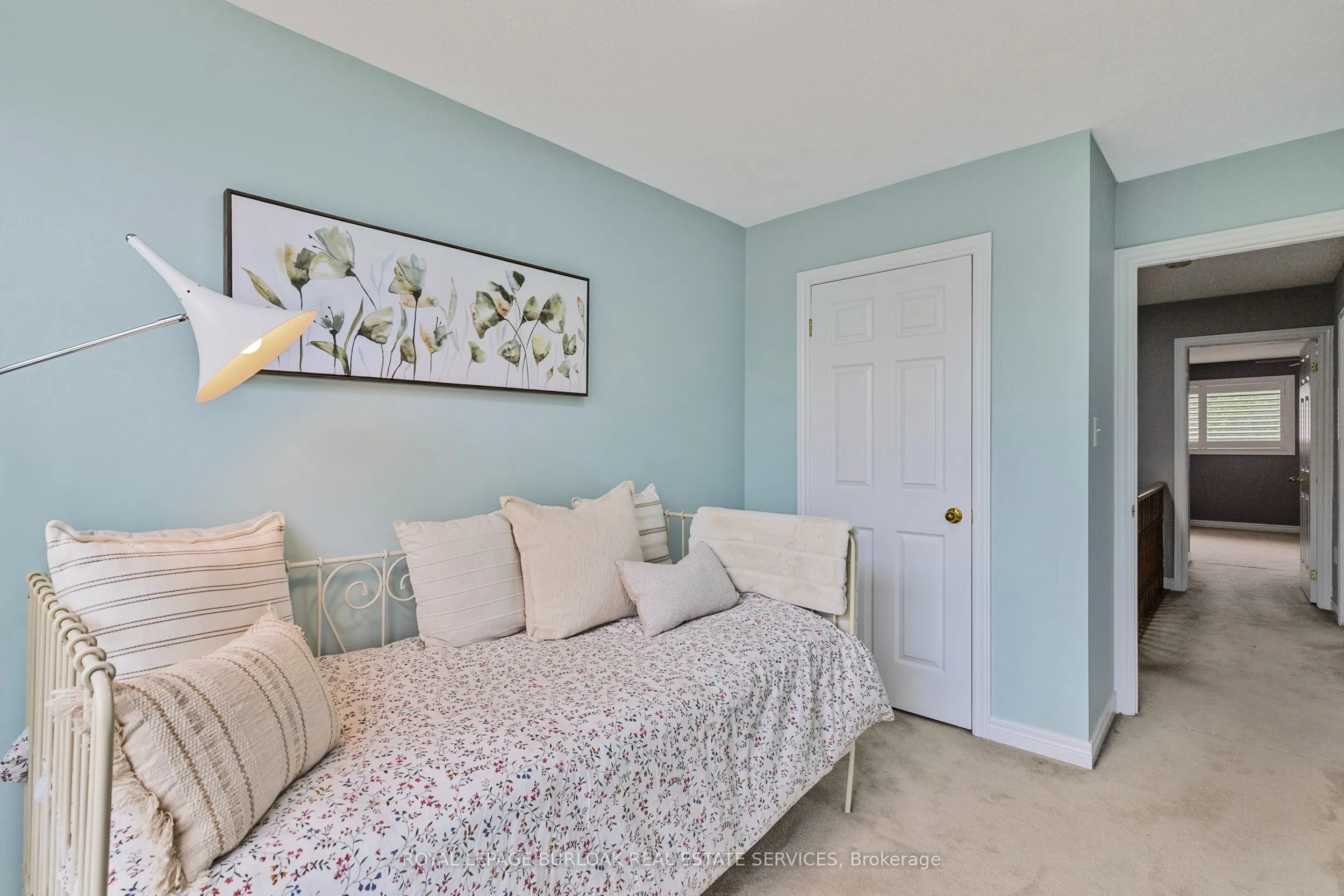 130 Robert Street, #32