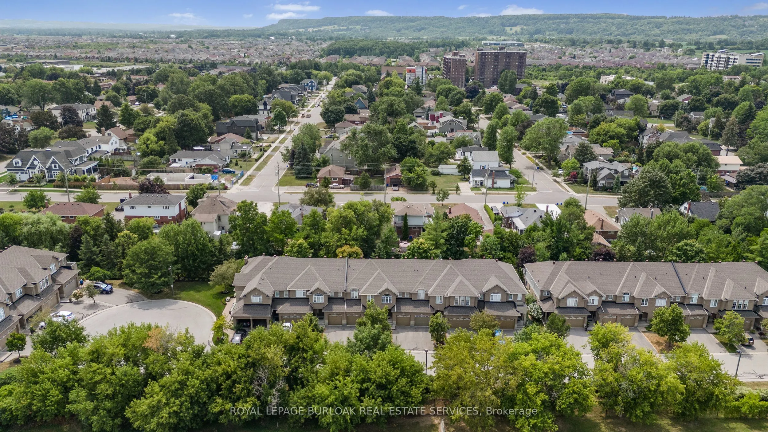 130 Robert Street, #32