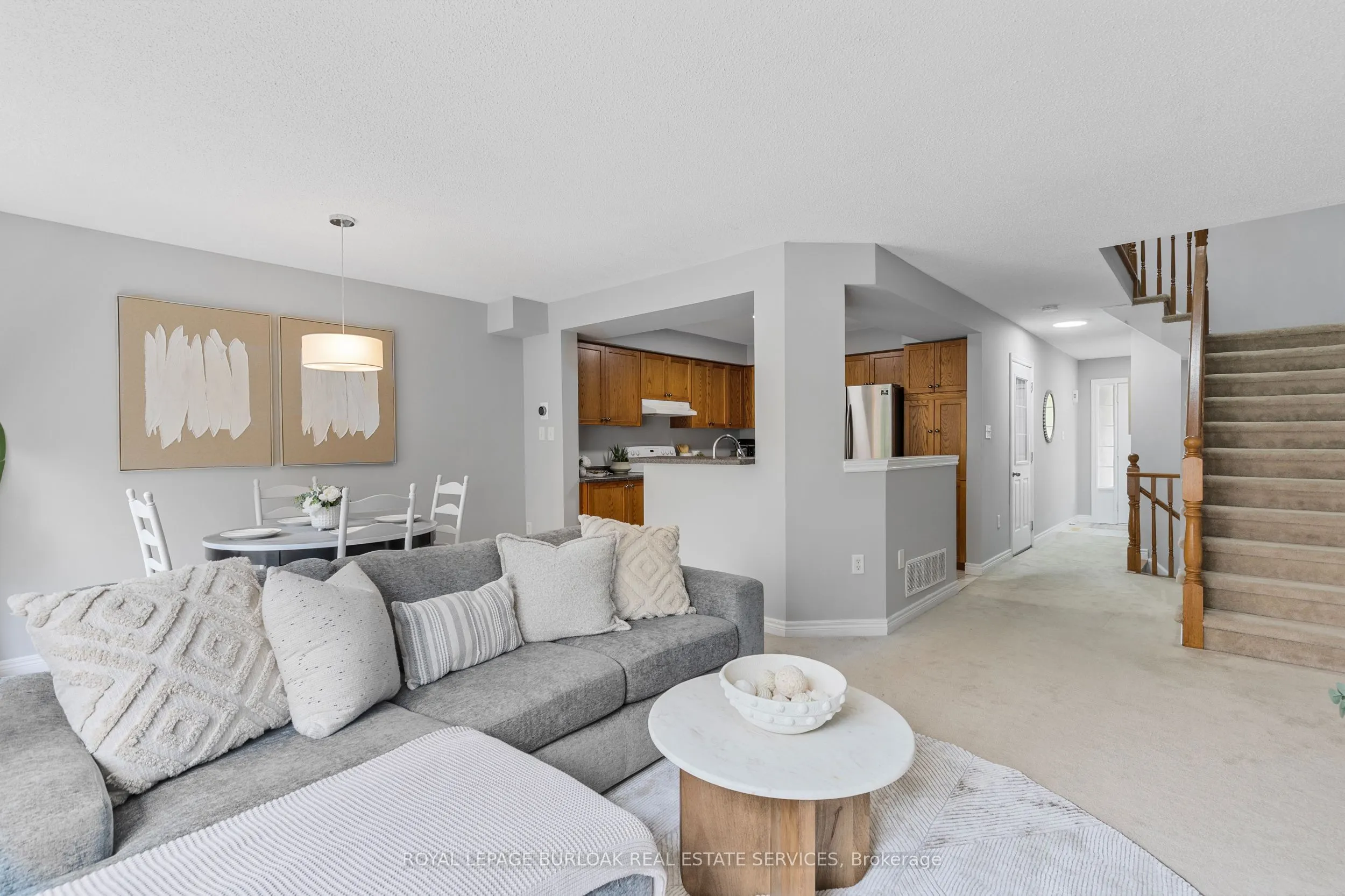 130 Robert Street, #32