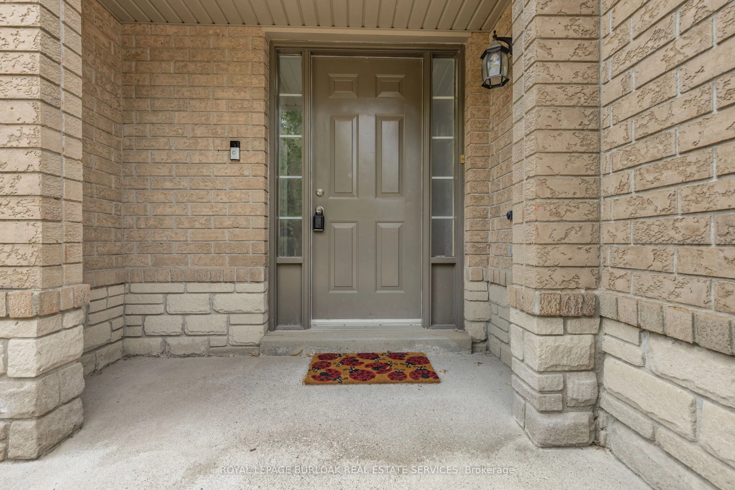 130 Robert Street, #32