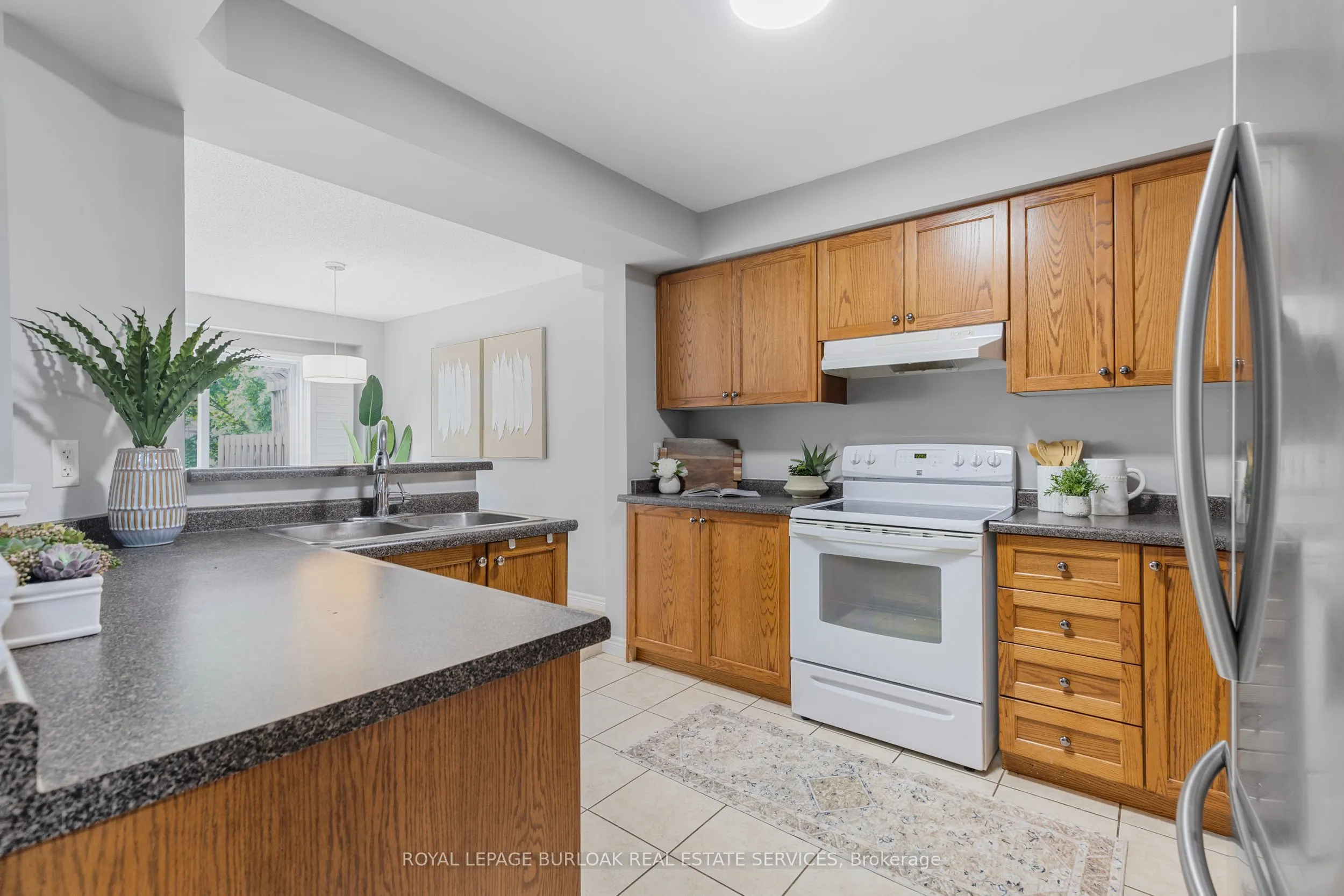 130 Robert Street, #32