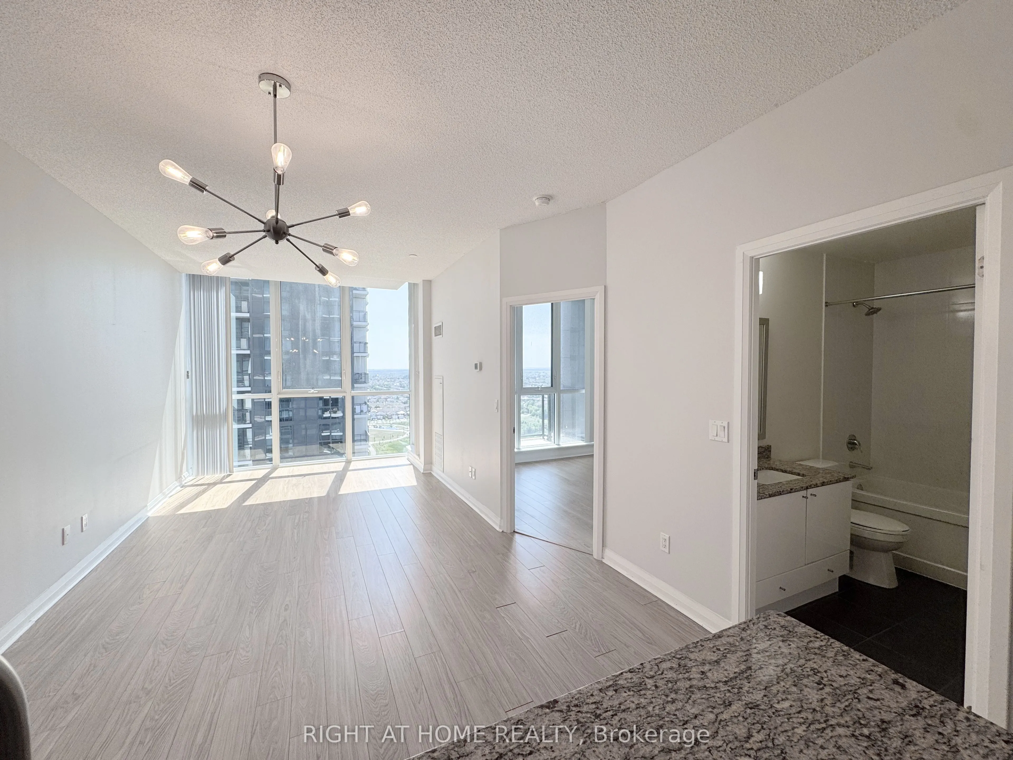 55 Eglinton Avenue W, #2001