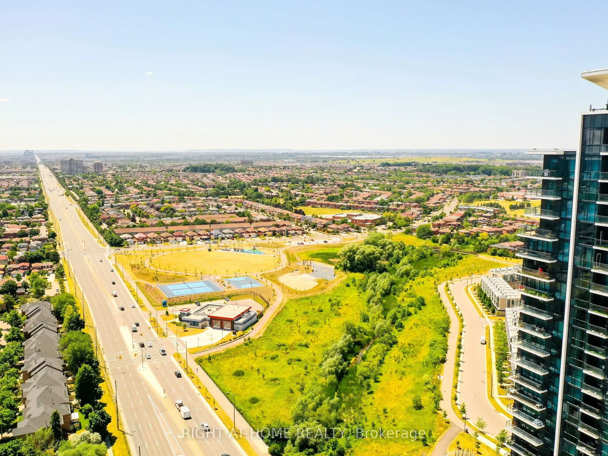 55 Eglinton Avenue W, #2001