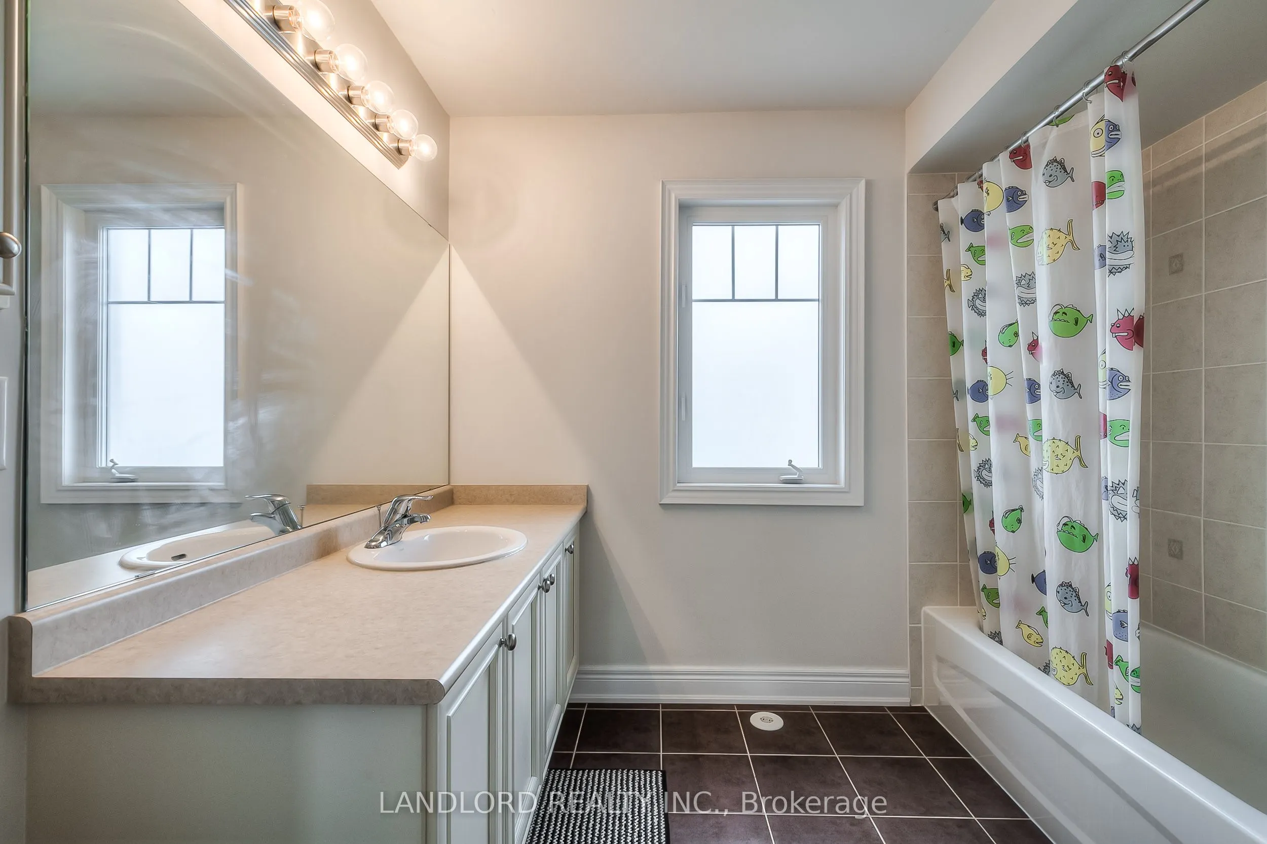 993 Southdown Road