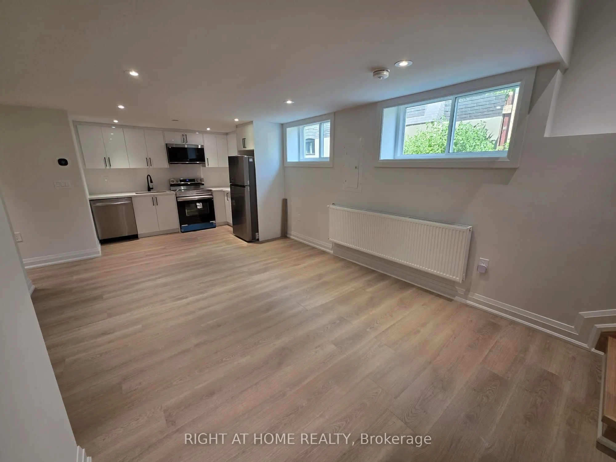 339 Ranee Ave Avenue S, #Unit 2
